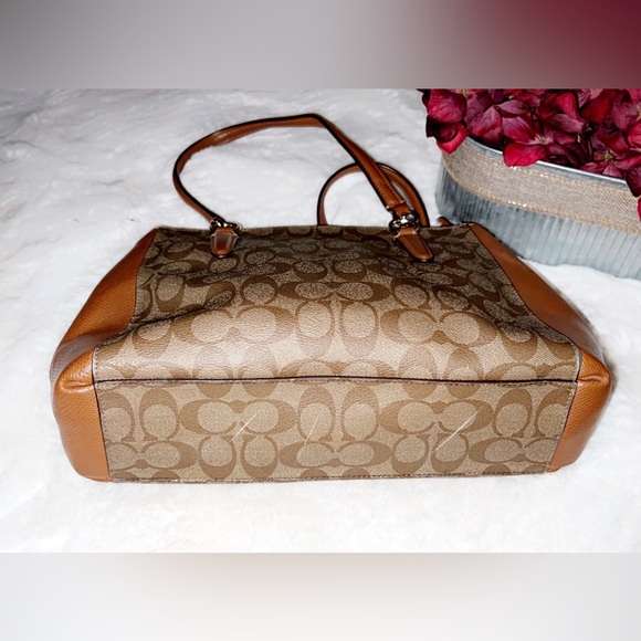 COACH Monogram Leather Bag - Picture 6 of 10